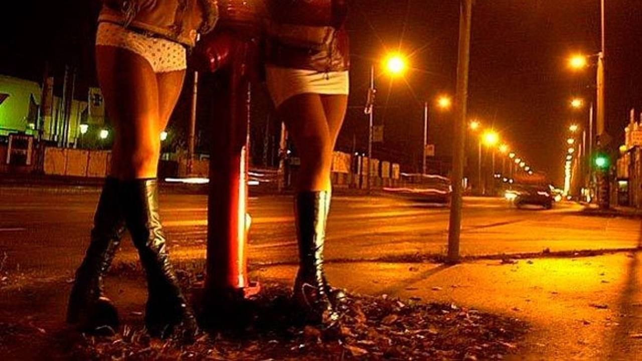 Amistad prostitutas whatsapp el 318814